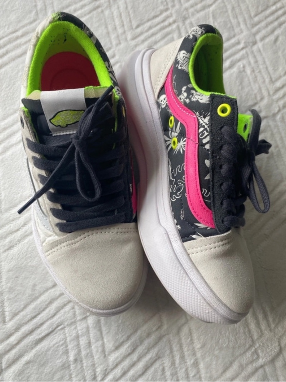 Vans ✨ Women’s Low-Top Skate Sneakers in Black, Neon Green & Pink